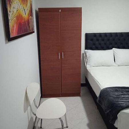 Hotel Girasol 70 Medellín Exteriör bild