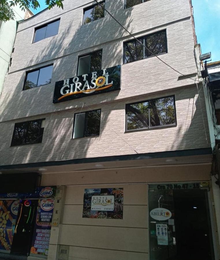 Hotel Girasol 70 Medellín Exteriör bild