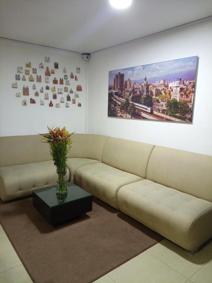 Hotel Girasol 70 Medellín Exteriör bild
